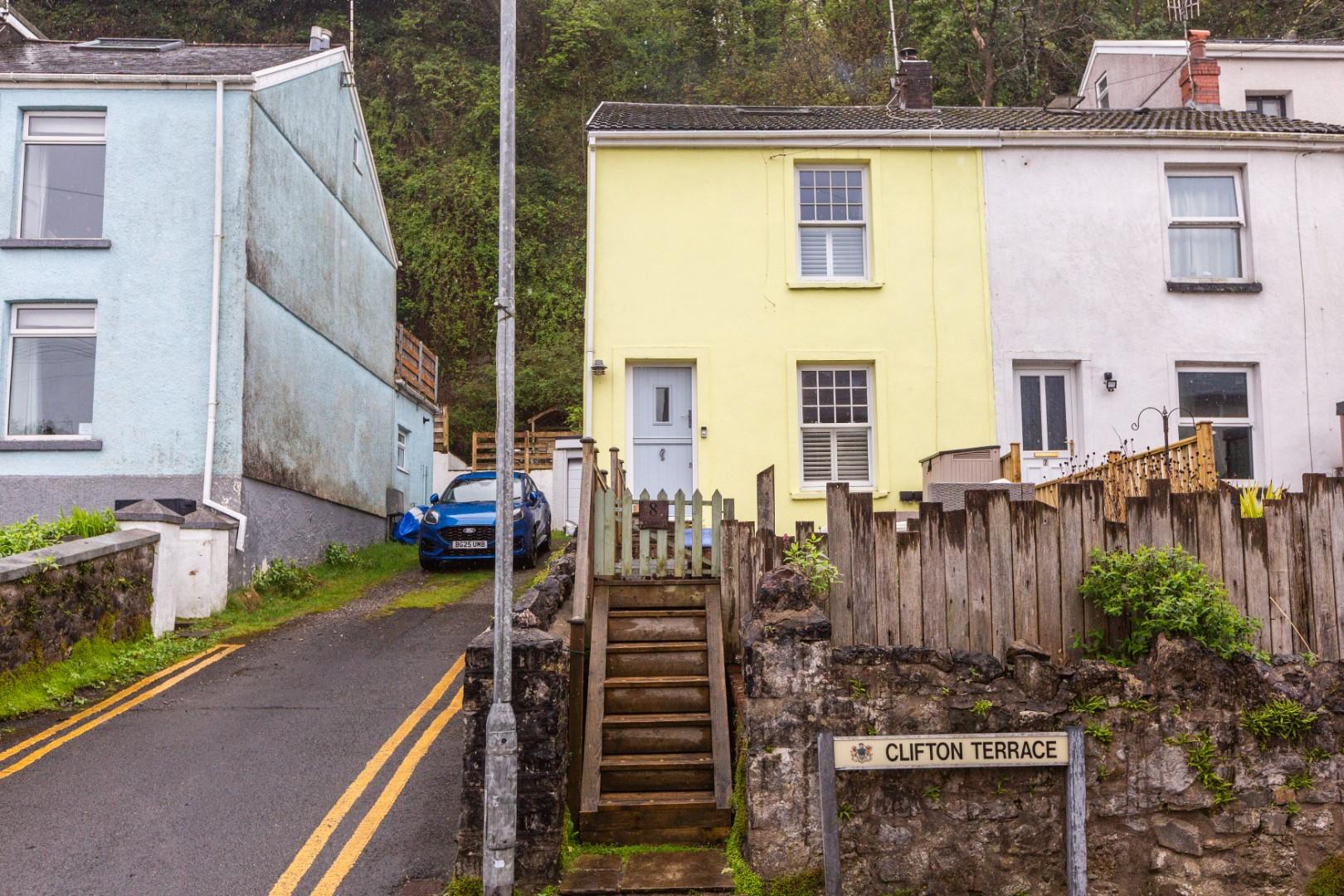 Clifton Terrace, Mumbles, Swansea, SA3 4EJ